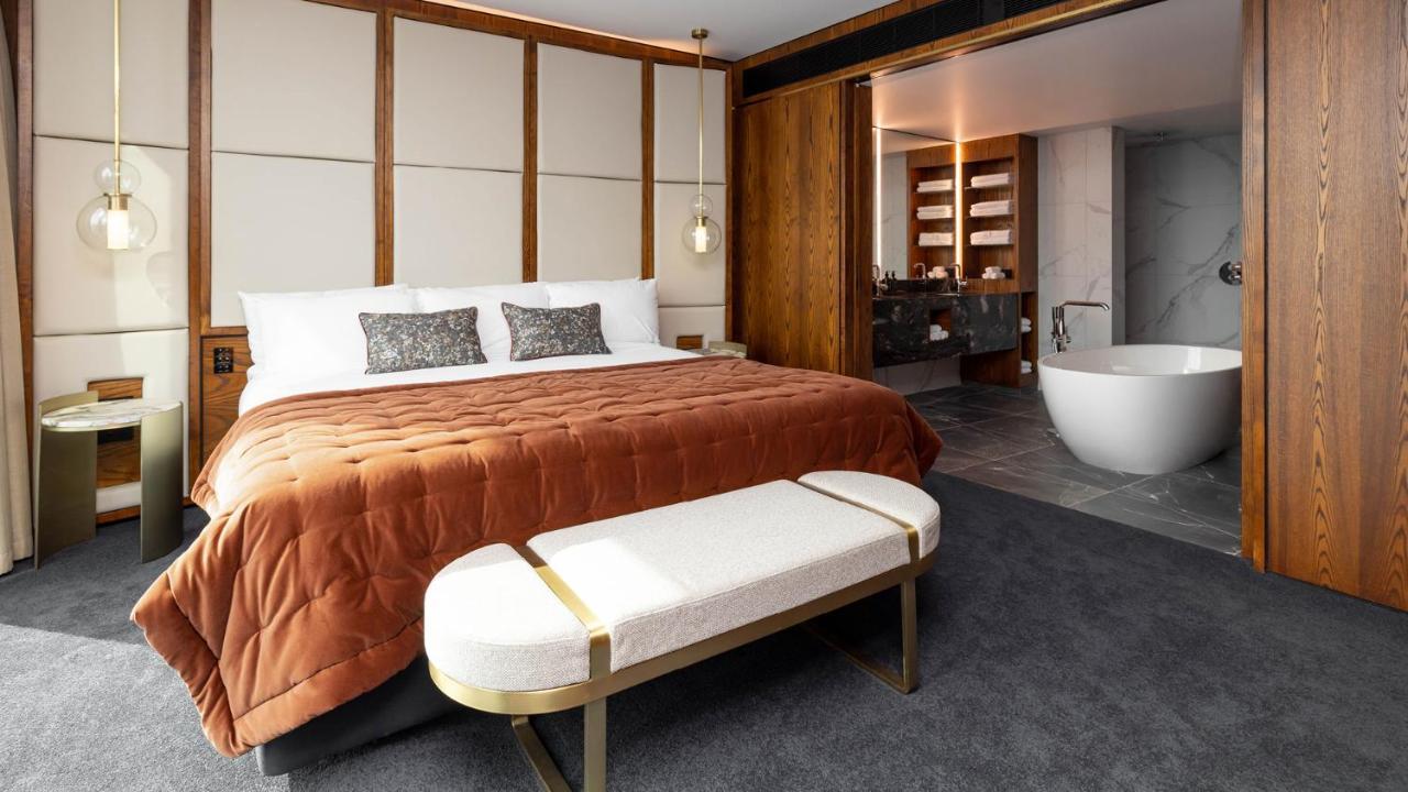 Horizon By Skycity Auckland Zewnętrze zdjęcie A bedroom at The Hari